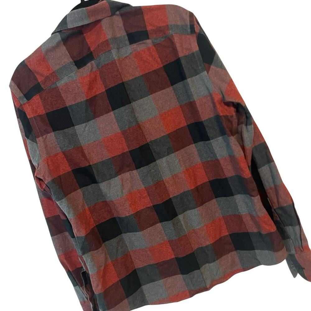 Untuckit Button Down Shirt Men's Large Barrelstone Maroon Plaid Long Sleeve - Picture 3 of 6